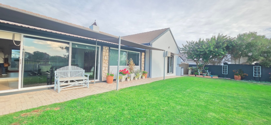 4 Bedroom Property for Sale in Country Club Western Cape